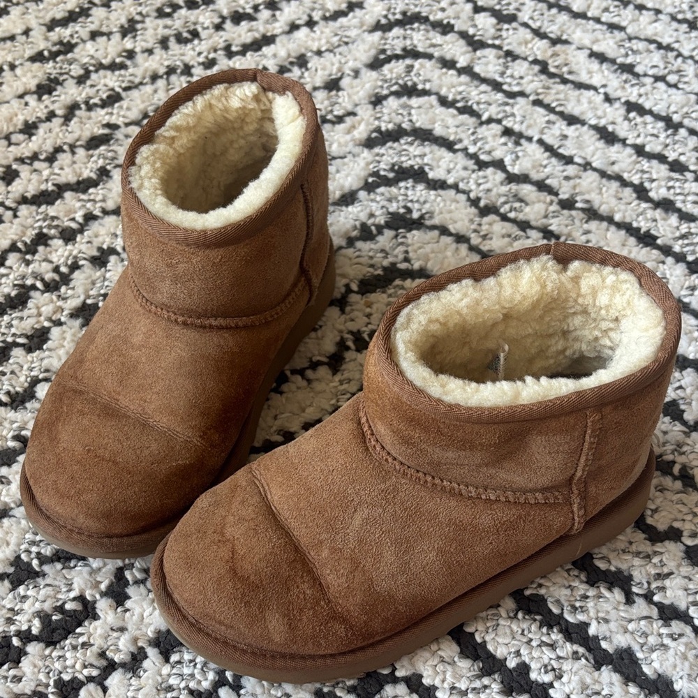 Cozy Brown Shearling Ankle Boots
